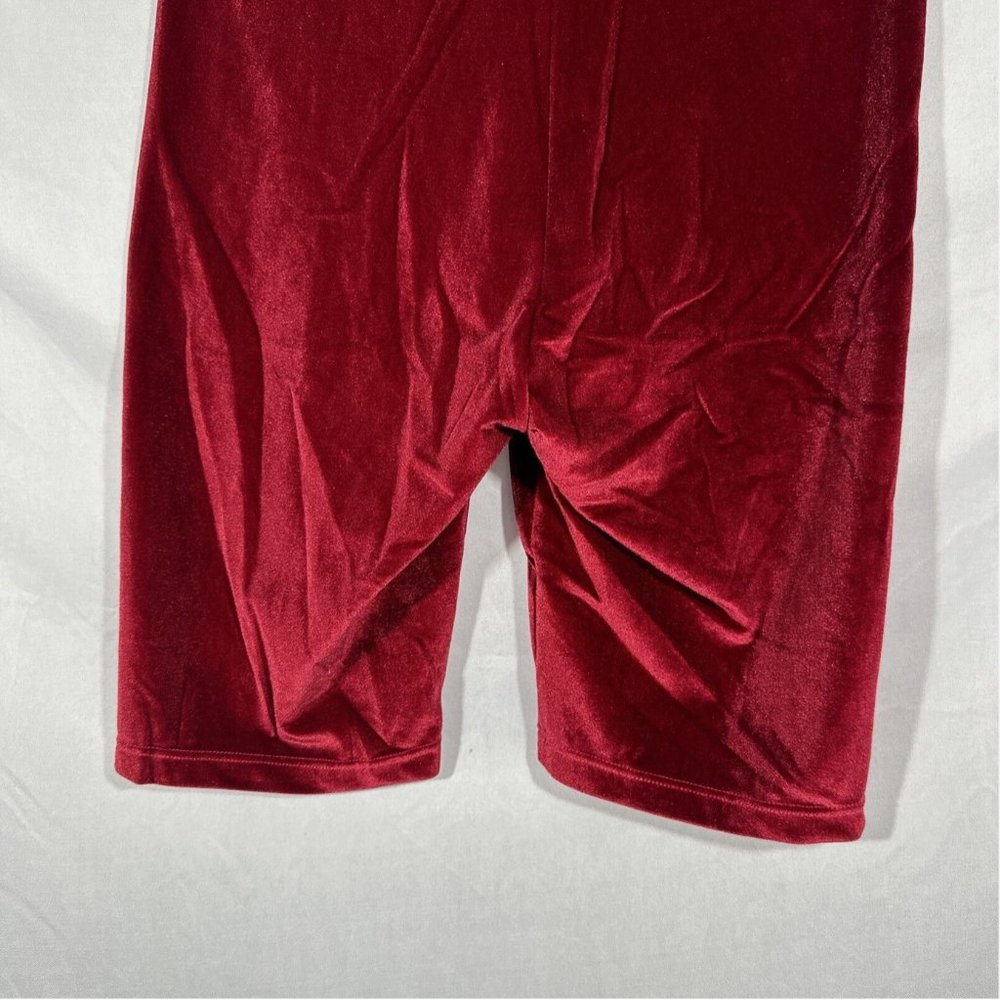 NWT $50 Fabletics [ Medium 8 ] High Waisted Velour 9'' Short in Cherry‎ Red - Picture 8 of 11